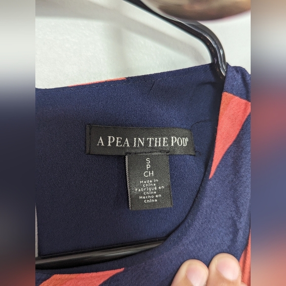 A Pea in the Pod Sleeveless Striped Dress - Picture 13 of 13